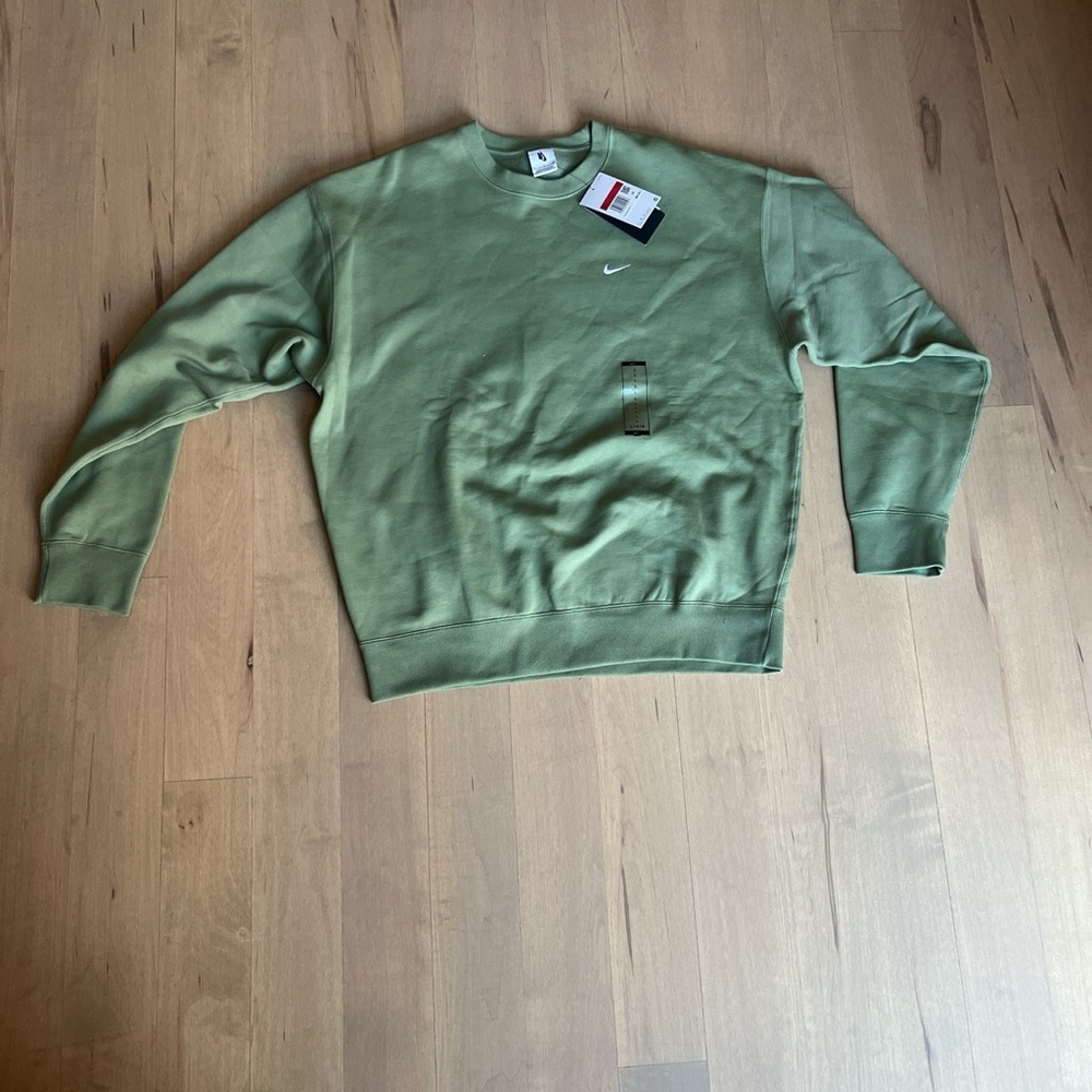 Brand New Nike Sage Green Sweatshirt